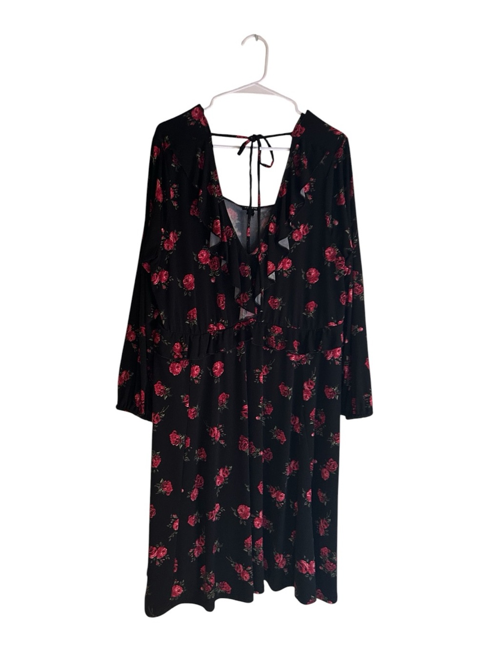 Torrid Size 2X Black & Red Floral Long-Sleeve Tie-Back Dress